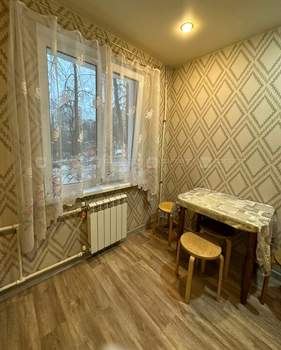 2-к квартира, вторичка, 43м2, 1/9 этаж