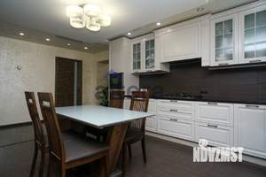 4-к квартира, вторичка, 112м2, 7/10 этаж