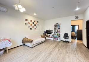 3-к квартира, вторичка, 80м2, 1/5 этаж