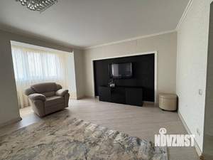 2-к квартира, вторичка, 72м2, 7/10 этаж