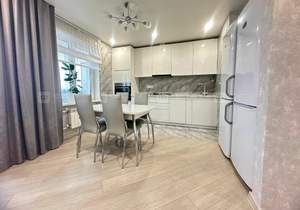 4-к квартира, вторичка, 95м2, 5/10 этаж