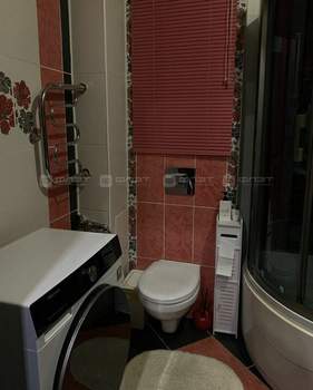 2-к квартира, вторичка, 63м2, 13/15 этаж