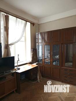 2-к квартира, вторичка, 60м2, 1/5 этаж