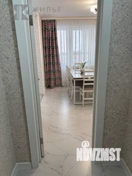 2-к квартира, вторичка, 63м2, 9/18 этаж