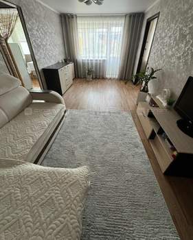 2-к квартира, вторичка, 42м2, 3/5 этаж