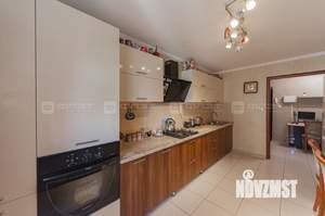 2-к квартира, вторичка, 71м2, 1/9 этаж