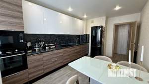 2-к квартира, вторичка, 62м2, 13/18 этаж