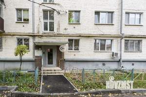 2-к квартира, вторичка, 42м2, 1/5 этаж