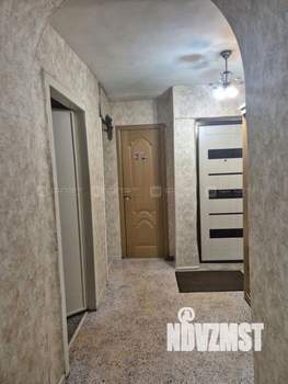 4-к квартира, вторичка, 61м2, 3/5 этаж