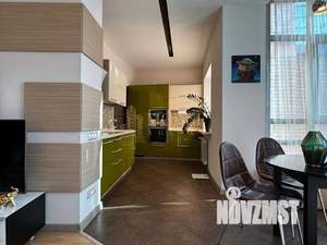 Студия квартира, вторичка, 58м2, 10/10 этаж