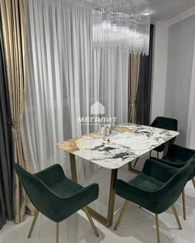 3-к квартира, вторичка, 98м2, 15/18 этаж