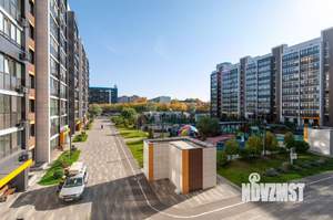 3-к квартира, вторичка, 109м2, 3/10 этаж