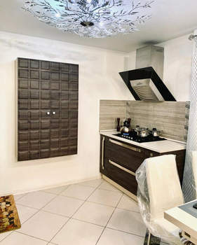 2-к квартира, вторичка, 72м2, 1/10 этаж