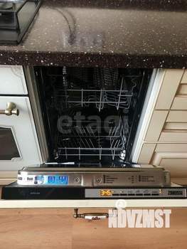 3-к квартира, вторичка, 63м2, 4/10 этаж