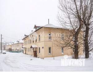 2-к квартира, вторичка, 42м2, 2/2 этаж