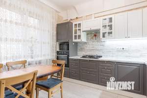 3-к квартира, вторичка, 79м2, 1/3 этаж