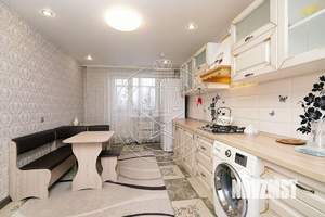 4-к квартира, вторичка, 121м2, 2/10 этаж