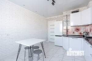 2-к квартира, вторичка, 63м2, 17/19 этаж