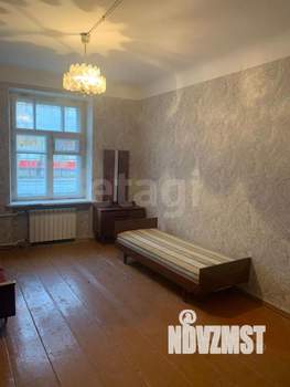 2-к квартира, вторичка, 52м2, 1/4 этаж