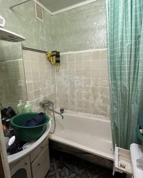 2-к квартира, вторичка, 56м2, 1/10 этаж