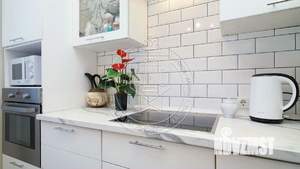 3-к квартира, вторичка, 74м2, 1/10 этаж