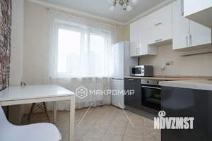 2-к квартира, вторичка, 62м2, 11/18 этаж
