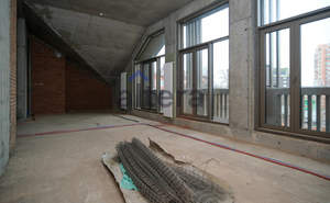 4-к квартира, вторичка, 180м2, 4/4 этаж