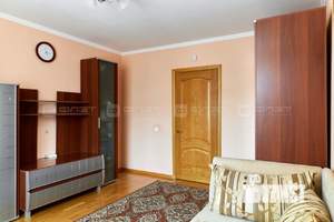 4-к квартира, вторичка, 130м2, 5/10 этаж