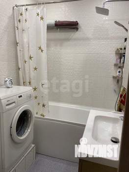 2-к квартира, вторичка, 64м2, 8/10 этаж