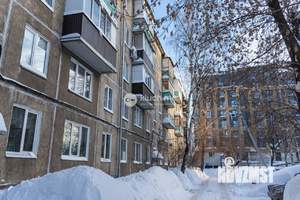 2-к квартира, вторичка, 46м2, 1/5 этаж