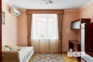 4-к квартира, вторичка, 130м2, 5/10 этаж