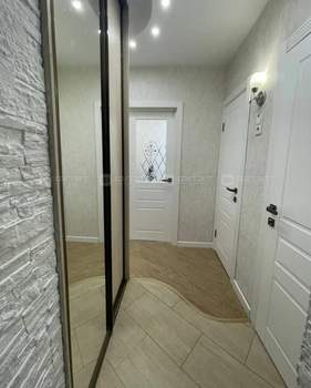 2-к квартира, вторичка, 33м2, 1/12 этаж