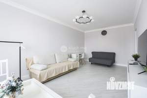 2-к квартира, вторичка, 61м2, 6/17 этаж