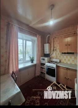 2-к квартира, вторичка, 44м2, 1/5 этаж