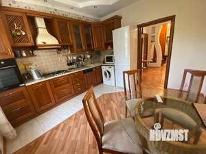 3-к квартира, вторичка, 108м2, 2/5 этаж