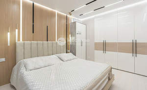 2-к квартира, вторичка, 60м2, 14/23 этаж