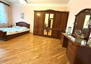 3-к квартира, вторичка, 156м2, 3/9 этаж