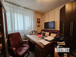 4-к квартира, вторичка, 130м2, 8/9 этаж