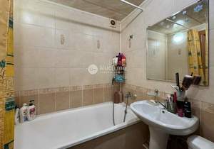 1-к квартира, вторичка, 33м2, 5/9 этаж