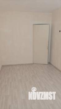 3-к квартира, вторичка, 58м2, 1/5 этаж