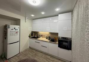 2-к квартира, вторичка, 65м2, 1/9 этаж