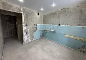 3-к квартира, вторичка, 63м2, 1/9 этаж