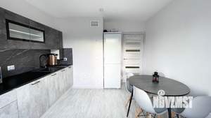 2-к квартира, вторичка, 64м2, 3/18 этаж