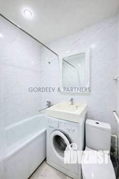 2-к квартира, вторичка, 45м2, 1/5 этаж