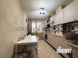 2-к квартира, вторичка, 63м2, 16/18 этаж