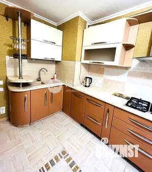 3-к квартира, вторичка, 70м2, 1/9 этаж