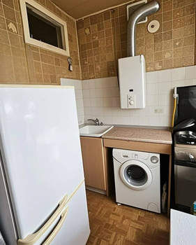 3-к квартира, вторичка, 58м2, 5/5 этаж