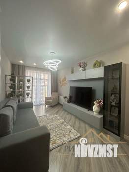 2-к квартира, вторичка, 52м2, 10/18 этаж