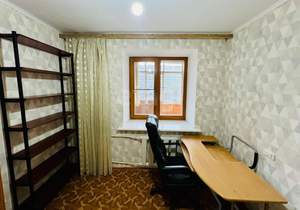 4-к квартира, вторичка, 74м2, 3/10 этаж