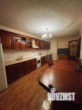 4-к квартира, вторичка, 123м2, 9/10 этаж
